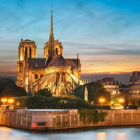 F2 Cosy 4 People - 9 Min Walk From Stade De France Apartment