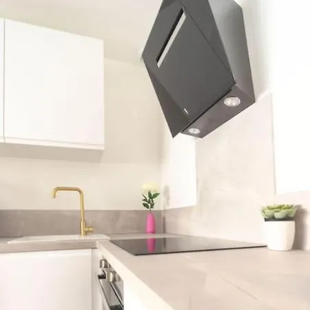 F2 Cosy 4 People - 9 Min Walk From Stade De France